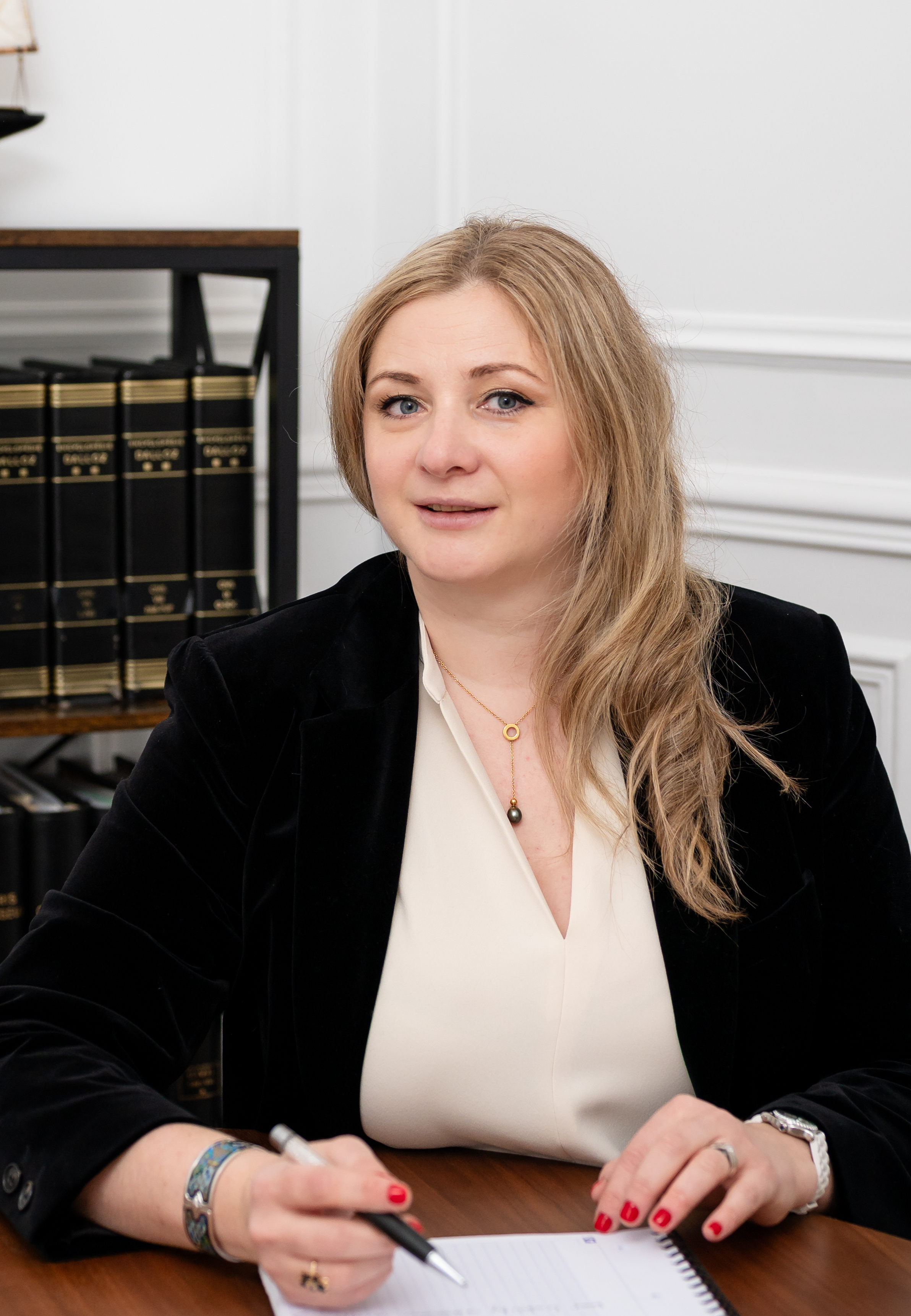 Надежда Рындина — Адвокат при Парижской Адвокатской Палате — Paris